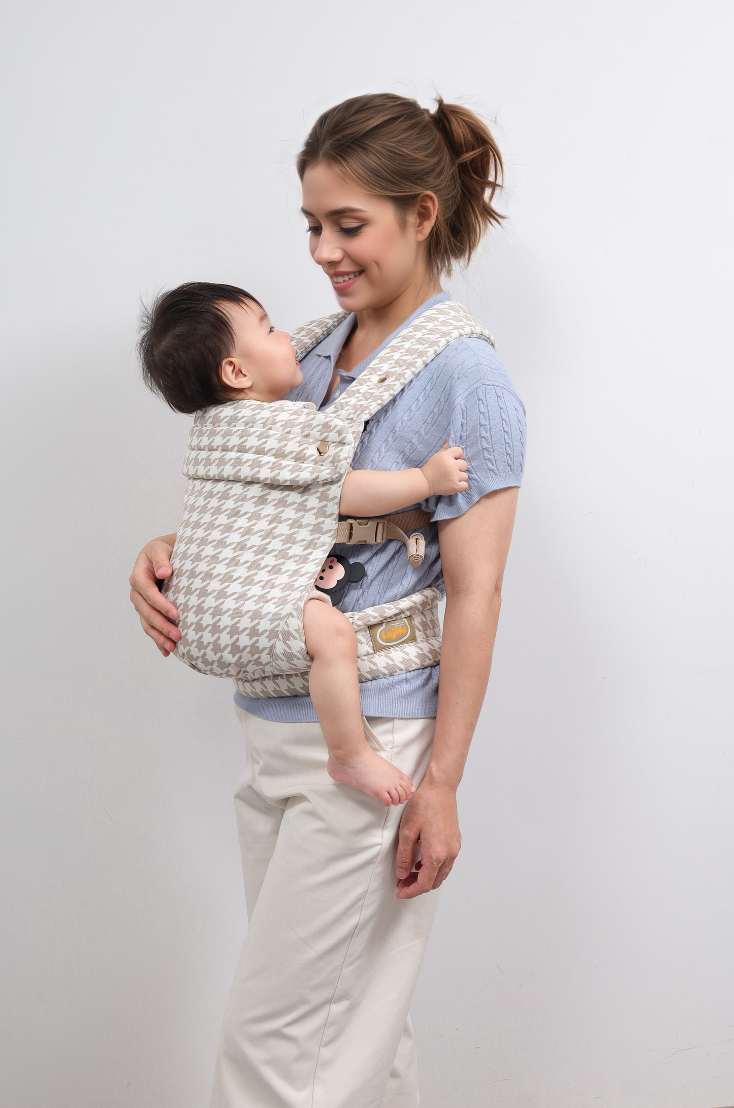 Khaki Houndstooth Pattern