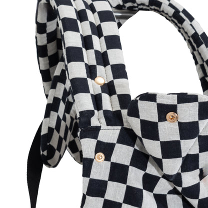 Black & White Check Pattern