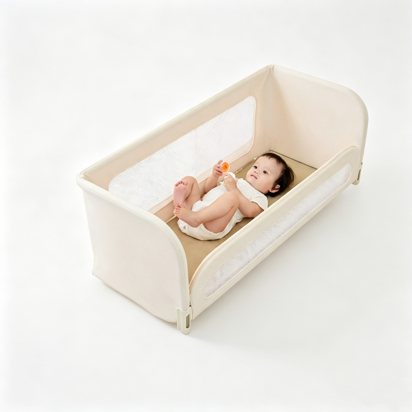 4-in-1 Bedside Bassinet & Co-Sleeping Baby Bed with Breathable Mesh Safety Rails