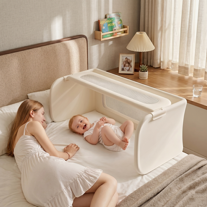 4-in-1 Bedside Bassinet & Co-Sleeping Baby Bed with Breathable Mesh Safety Rails